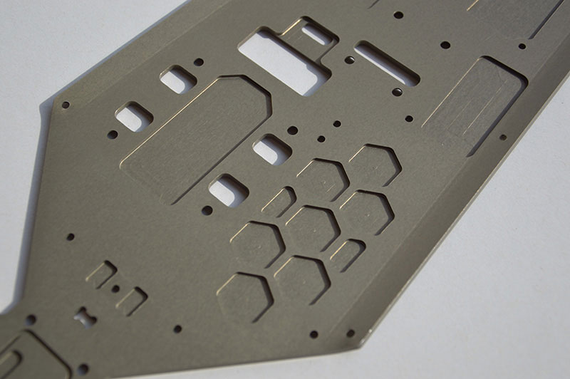 TELAIO ERGAL 3mm HARD COATED KYOSHO MP10 TKI - immagine 3