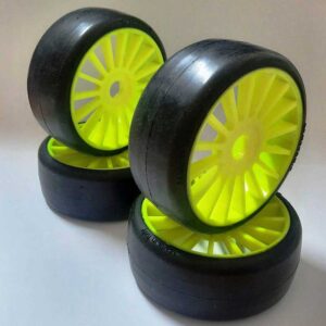 TRENO GOMME RACING SLICK SUPER SOFT 1/8 GT INCOLLATE (4pz)